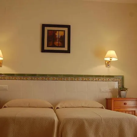 Hotel Matalascanas 3*
